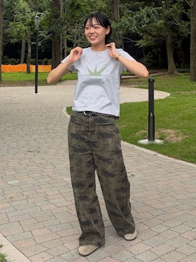 「SUNLOVE（サンラブ）のアイテム（Tシャツ/カットソー、グレー系）」を使った、 まひろさん（レディース・168cm）の夏コーディネート
