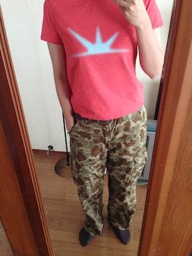 「sunlovetour（サンラブツアー）のアイテム（Tシャツ/カットソー、レッド系）」を使った、 まひろさん（レディース・168cm）の秋コーディネート