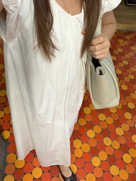 「LAGUNAMOON（ラグナムーン）のタックボリュームワンピース（连衣裙、ホワイト系）」を使った、Sharii_closetさん（レディース・158cm）の秋コーディネート