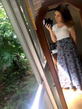 「UNIQLO（ユニクロ）のアイテム（T恤/上装、ホワイト系）」を使った、Sharii_closetさん（レディース・158cm）の秋コーディネート