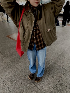 「アイテム（スリッポン）」を使った、ほらネさん（レディース・163cm）の秋コーディネート