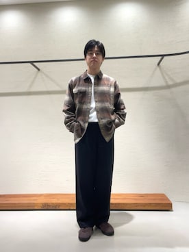 「EKAL（エカル）のアイテム」を使った、柳田倫太郎さん（メンズ・174cm）の秋コーディネート