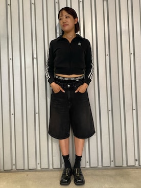 「ニットトップス」｜「アイテム（ジャケット/アウター）」を使った、niinaさん（レディース・165cm）の夏コーディネート