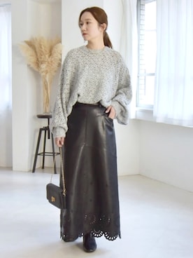 「フェイクレザースカート」｜関田さん（レディース・160cm）の秋コーディネート