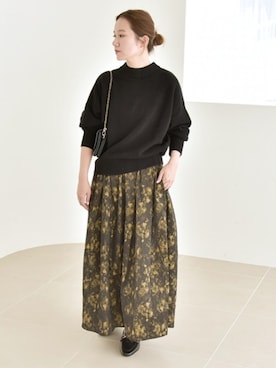「フレアスカート」｜関田さん（レディース・160cm）の秋コーディネート