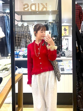 「tiny tiny（ティニーティニー）のアイテム（バッグ）」を使った、aikaさん（レディース・160cm）の秋コーディネート