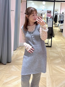 「LOWRYS FARM（ローリーズファーム）のモヘヤタッチスリットフレアパンツ 1069204（その他パンツ、グレー系）」を使った、aikaさん（レディース・160cm）の秋コーディネート
