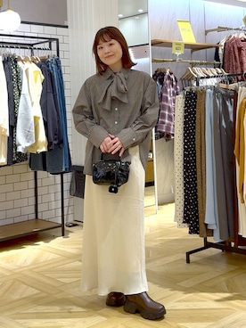 「LOWRYS FARM（ローリーズファーム）のビックボウタイチェックシャツ  573050（シャツ/ブラウス）」を使った、aikaさん（レディース・160cm）の秋コーディネート