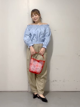 「LOWRYS FARM（ローリーズファーム）のアイテム（パンプス）」を使った、aikaさん（レディース・160cm）の春コーディネート