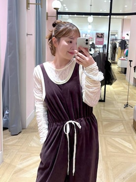 「アイテム（つなぎ/オールインワン、ブラウン系）」を使った、aikaさん（レディース・160cm）の秋コーディネート