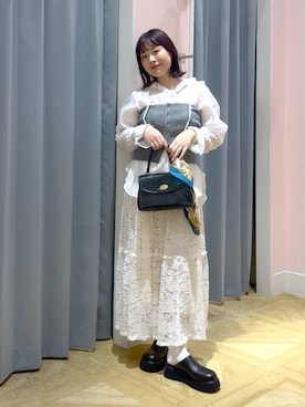「アイテム（バンダナ/スカーフ）」を使った、aikaさん（レディース・160cm・20代）の秋コーディネート
