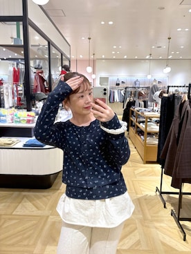 「LOWRYS FARM（ローリーズファーム）のスウェットスカパン 1047021（スウェットパンツ、ホワイト系）」を使った、aikaさん（レディース・160cm）の秋コーディネート
