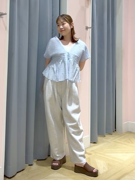 「LOWRYS FARM（ローリーズファーム）のカットイージーコクーンパンツ　292362（スウェットパンツ、グレー系）」を使った、aikaさん（レディース・160cm）の夏コーディネート
