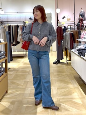 「アイテム（ボストンバッグ、レッド系）」を使った、aikaさん（レディース・160cm）の秋コーディネート