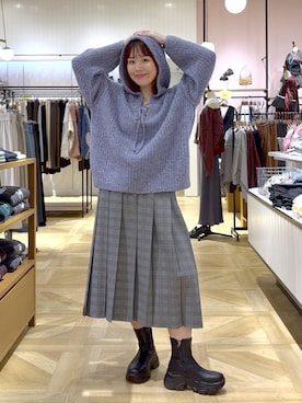 「LOWRYS FARM（ローリーズファーム）のアイテム（タンクトップ）」を使った、aikaさん（レディース・160cm）の秋コーディネート