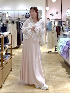 「LOWRYS FARM（ローリーズファーム）のリネンフレアスカート 637551（スカート、ピンク系）」を使った、aikaさん（レディース・160cm）の春コーディネート