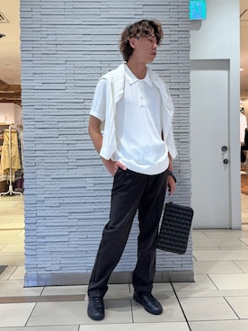 「アイテム（クラッチバッグ）」を使った、sawaさん（メンズ・178cm）の秋コーディネート