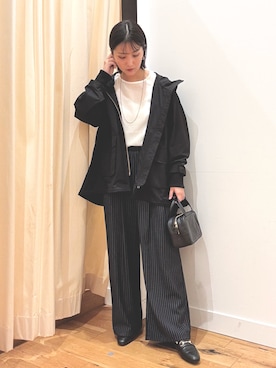 「アイテム（マウンテンパーカー）」を使った、horiさん（レディース・167cm）の秋コーディネート