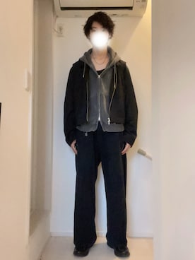 「soerte（ソエルテ）のアイテム（ブルゾン）」を使った、Tomoyaさん（メンズ・180cm）の春コーディネート