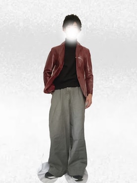 「アイテム（スニーカー）」を使った、Tomoyaさん（メンズ・180cm）の冬コーディネート