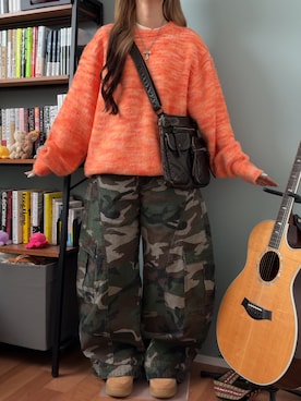 「アイテム（チノパンツ）」を使った、側湾症ネキさん（レディース・155cm）の秋コーディネート