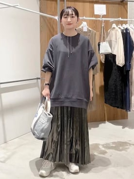 「LEPSIM（レプシィム）のアイテム（イヤリング）」を使った、ばーいな。さん（レディース・161cm）の秋コーディネート