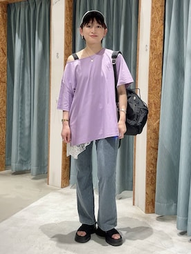 「LEPSIM（レプシィム）の《レプクル》オフショルワイドT　242876（Tシャツ/カットソー、パープル系）」を使った、ばーいな。さん（レディース・161cm）の夏コーディネート