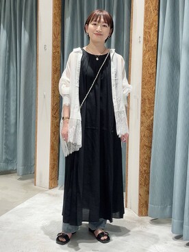 「LEPSIM（レプシィム）のビーズミニショルダー　646448（ショルダーバッグ、シルバー系）」を使った、ばーいな。さん（レディース・161cm）の夏コーディネート
