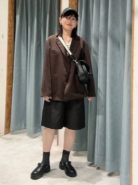 「アイテム（テーラードジャケット）」を使った、ばーいな。さん（レディース・161cm・40代）の秋コーディネート