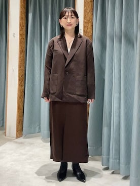 「アイテム（テーラードジャケット）」を使った、ばーいな。さん（レディース・161cm・40代）の秋コーディネート