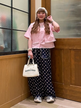「HELLO.SANFRANCISCO（ハローサンフランシスコ）の【HELLO.SANFRANCISCO】ビックカラーストライプクロップドシャツ（シャツ/ブラウス、ピンク系）」を使った、ひまさん（レディース・153cm）の夏コーディネート