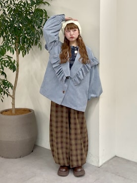 「HELLO.SANFRANCISCO（ハローサンフランシスコ）の【HELLO.SANFRANCISCO】コーデュロイフリルビッグジャケット（テーラードジャケット、ブルー系）」を使った、ひまさん（レディース・153cm）の秋コーディネート