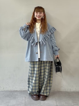 「HELLO.SANFRANCISCO（ハローサンフランシスコ）の【HELLO.SANFRANCISCO】コーデュロイフリルビッグジャケット（テーラードジャケット、ブルー系）」を使った、ひまさん（レディース・153cm）の秋コーディネート
