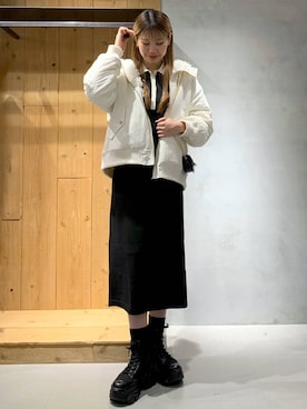 「アイテム（ボディバッグ/ウエストポーチ）」を使った、hIkarIさん（レディース・168cm）の秋コーディネート