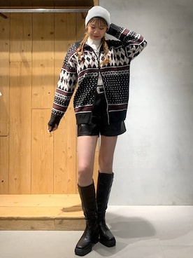 「アイテム（ニットキャップ/ビーニー）」を使った、hIkarIさん（レディース・168cm・20代）の冬コーディネート