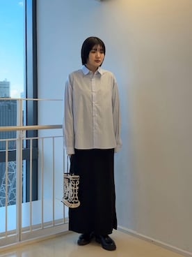 「SENSE OF PLACE by URBAN RESEARCH（センスオブプレイスバイアーバンリサーチ）の『ユニセックス』『イージーケア』コンフォートレギュラーカラーシャツ（シャツ/ブラウス）」を使った、manaさん（レディース・159cm）の冬コーディネート
