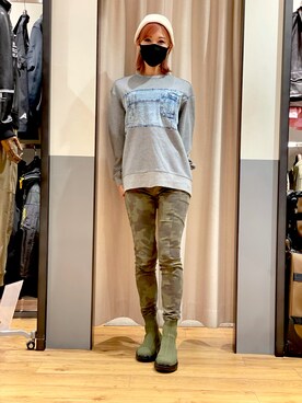「AVIREX（アヴィレックス）のアイテム（その他）」を使った、tomocoroさん（レディース・166cm）の秋コーディネート