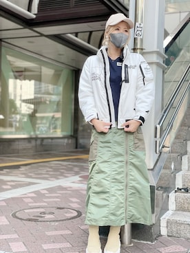 「AVIREX（アヴィレックス）の【AVIREX FLYER'S】WOMENS/フライトジャケット ウェザーウォッチャー/FLIGHT JACKET WEATHER WATCHER/AF（ミリタリージャケット）」を使った、tomocoroさん（レディース・166cm）の秋コーディネート