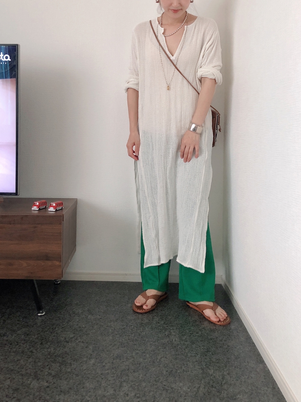 TODAYFUL（トゥデイフル）の「メッシュスリットドレス（ワンピース 