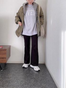 「ホワイトスニーカー」｜「アイテム（スウェット）」を使った、massssさん（レディース・152cm）の冬コーディネート