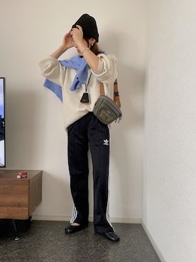 「アイテム（ボディバッグ/ウエストポーチ、グリーン系）」を使った、massssさん（レディース・152cm）の秋コーディネート