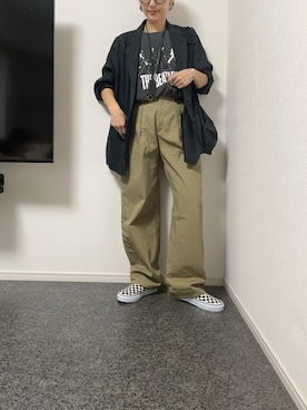 「アイテム（スリッポン）」を使った、massssさん（レディース・152cm）の秋コーディネート
