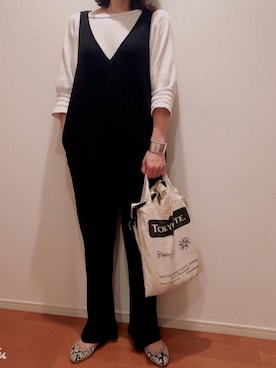 「UNIQLO（ユニクロ）のアイテム（サロペット/オーバーオール）」を使った、massssさん（レディース・151cm）の秋コーディネート