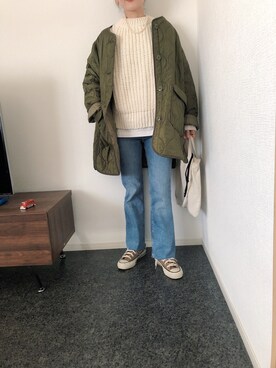 「H&M（エイチ・アンド・エム）のアイテム（ニット/セーター、ホワイト系）」を使った、massssさん（レディース・151cm）の冬コーディネート