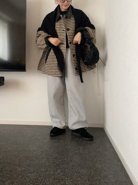 「アイテム（ストール/ショール）」を使った、massssさん（レディース・152cm）の秋コーディネート