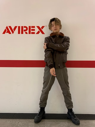 G-1 MIL-J-7823D / レザージャケット / AVIREX / アヴィレックスを使っ