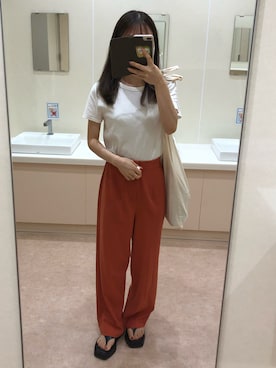 𝑚𝑜𝑒さんのコーディネート