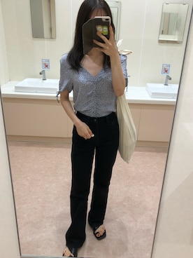 𝑚𝑜𝑒さんのコーディネート