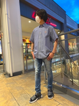 「AVIREX（アヴィレックス）のアイテム（サンダル）」を使った、SHINさん（メンズ・176cm）の夏コーディネート
