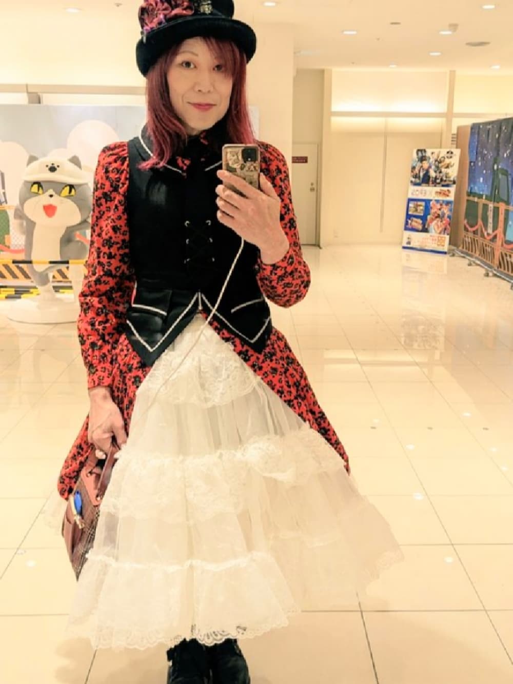 「薔薇の帽子のアイテム（ハット、ブラック系）」を使った、ななお(七緒)さん（レディース・169cm）の夏コーディネートの1枚目の写真